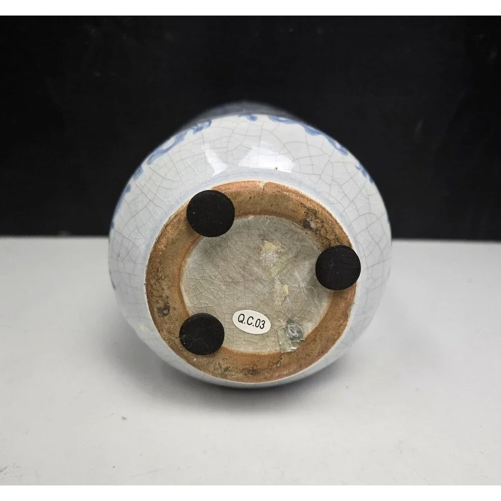 Blue and White Terracotta Vase Distressed Finish Floral Scroll Shabby Chic 7.5" - Picture 9 of 9